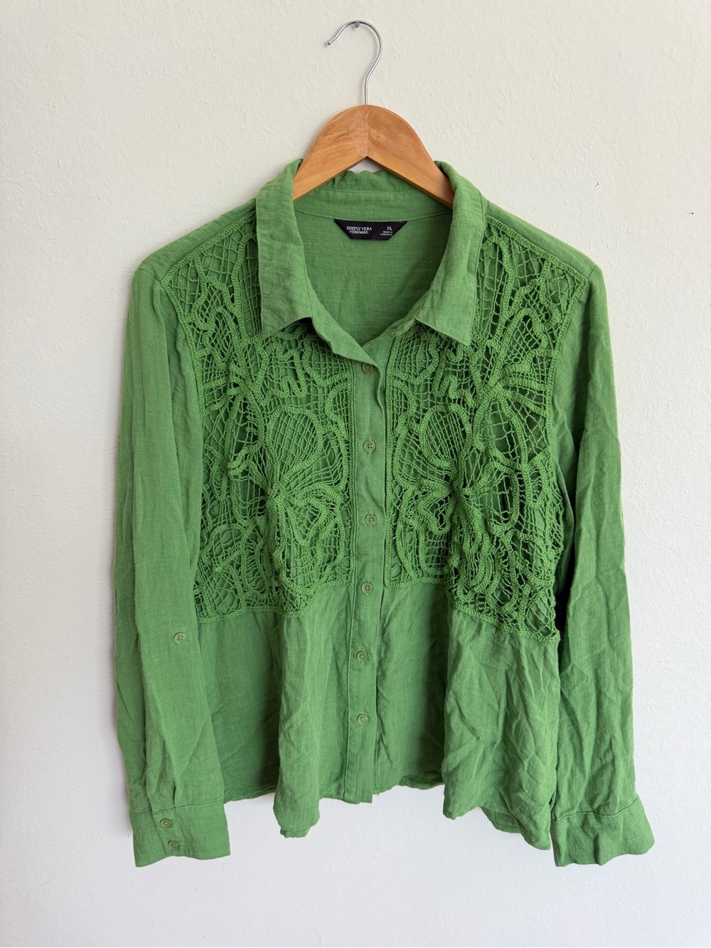 Simply Vera by Vera Wang Green Crochet-Front Button-Up Women's Top